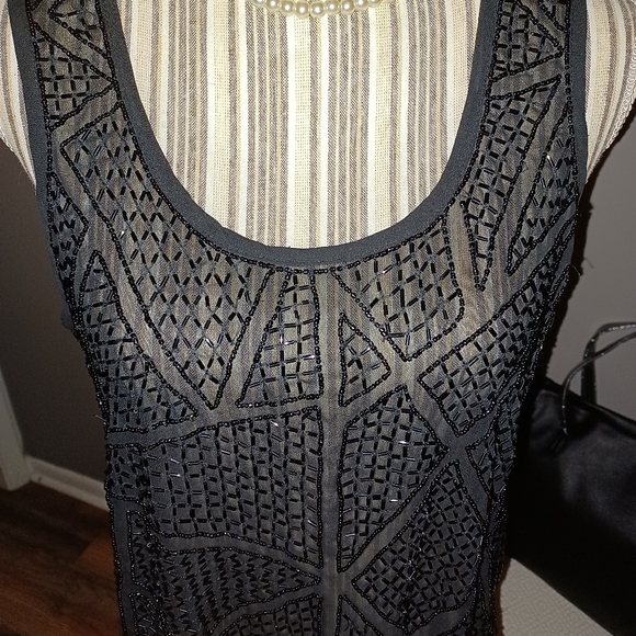 Bebe sleeveless black chiffon and full front beaded top, NWOT, size Med - Picture 3 of 6